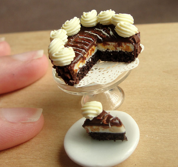 Incredibly Realistic Miniature Food Sculptures Made From Clay 