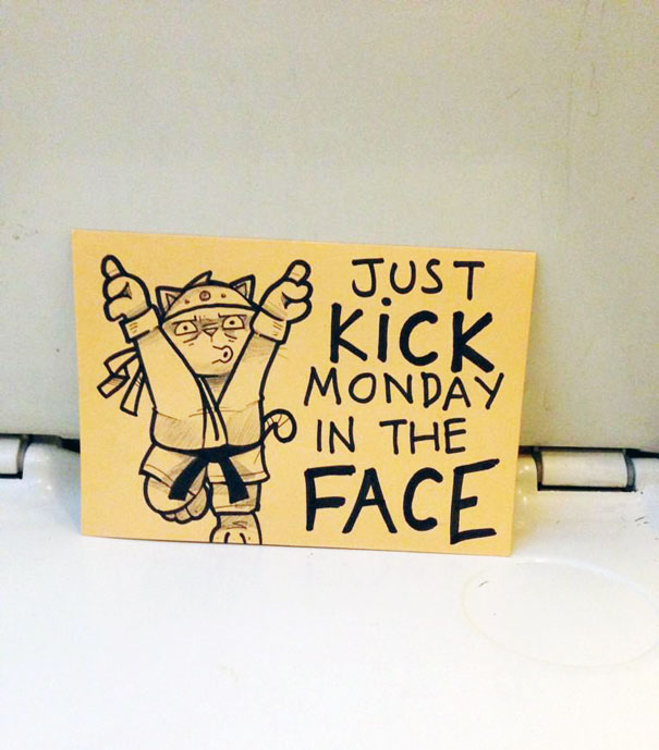 Artist Leaves Cute Motivational Sticky Notes On The Train