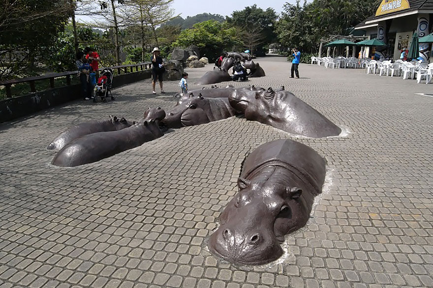 25 Of The Most Creative Sculptures And Famous Statues From Around The World