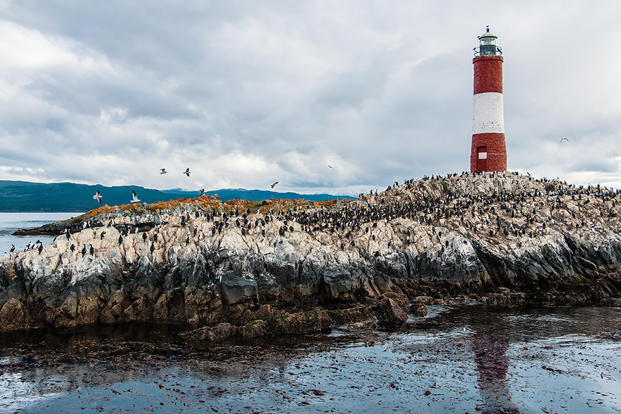 28 Breathtaking Photos Of Lighthouses That Have Stood The Test Of Time