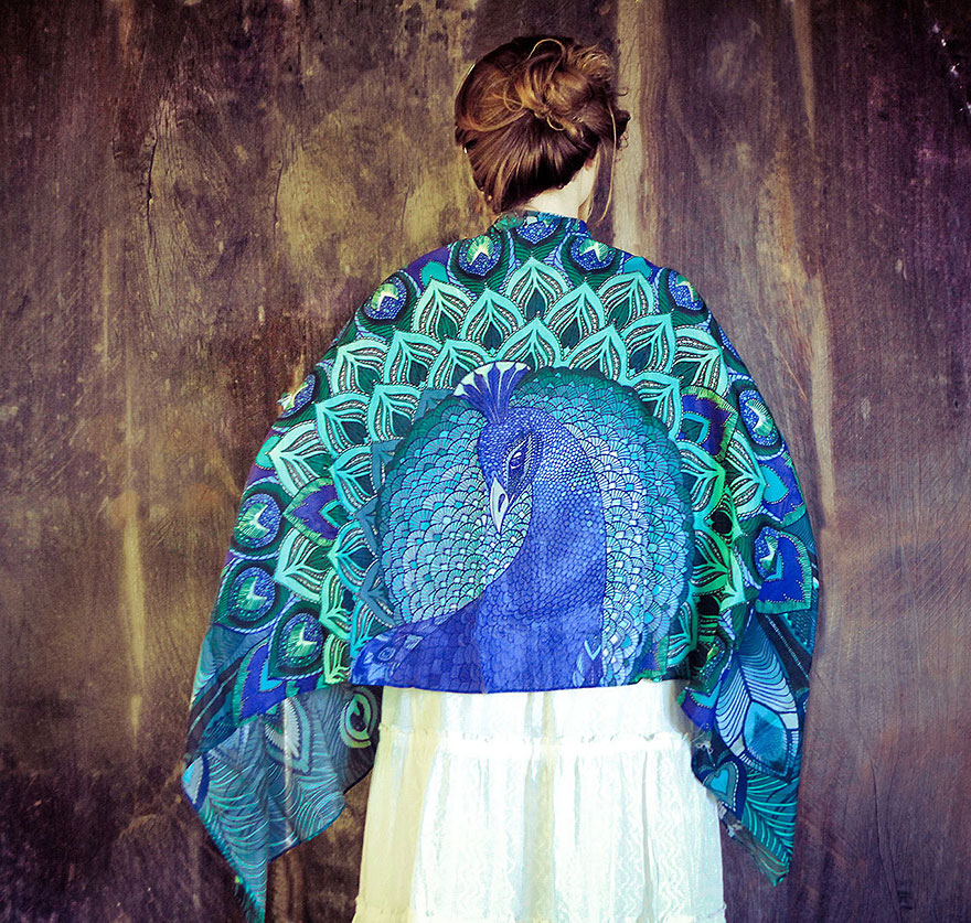 bird-scarves-wings-feather-fashion-design-shovava-3