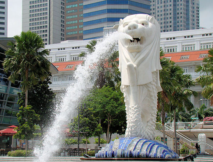Merlion Fountain At Singapore