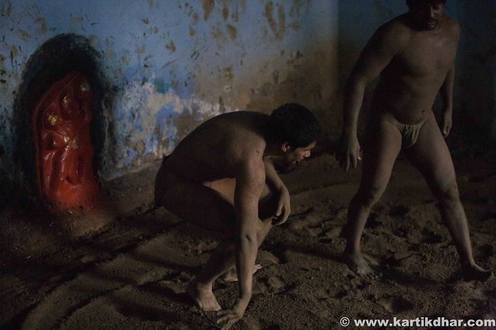 A Tryst With Kushti - Indian Mud Wrestling