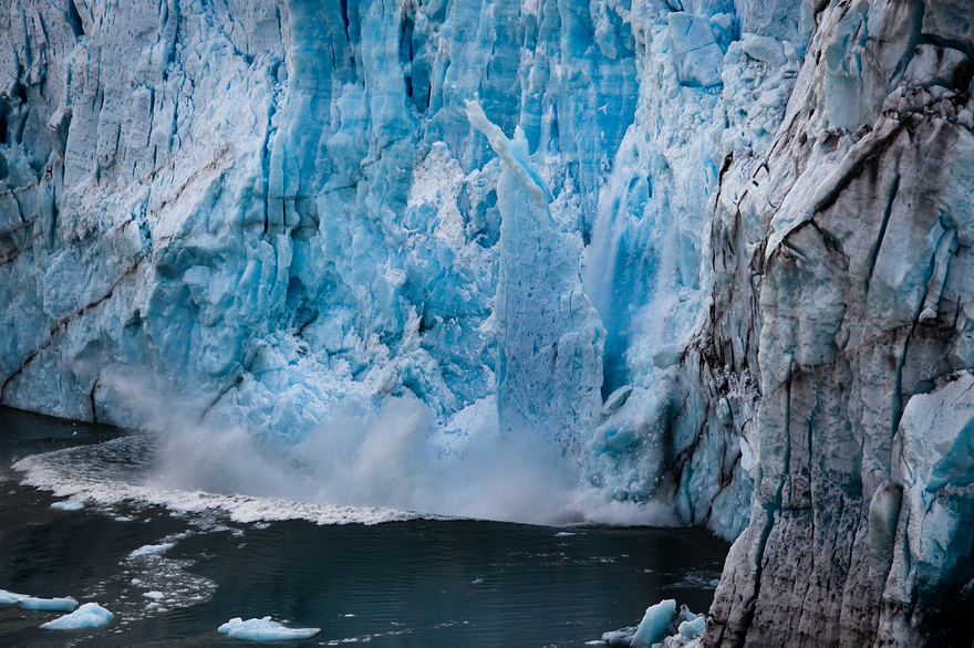 Living Ice: I Happened To Photograph The Rupture Of Perito Moreno Glacier