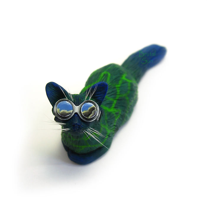 Miniature Cat Figurines Sculpted From Polymer Clay