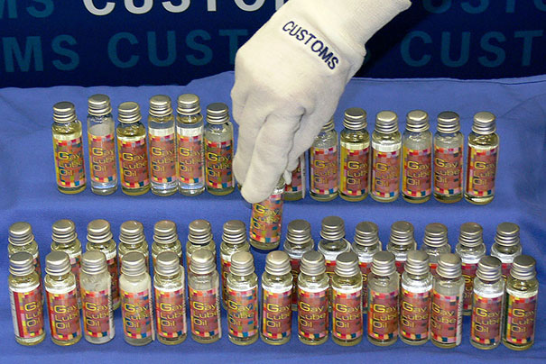 18 Of The Weirdest Smuggling Schemes Ever Caught By Customs