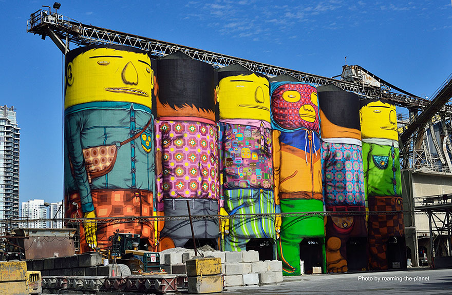 Twin Brothers Turn 70 Ft Silos In Vancouver Into Colorful Giants
