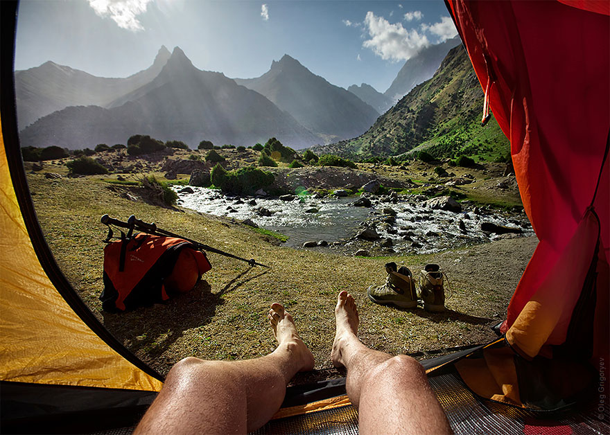 Traveling Russian Photographer Captures Breathtaking Morning Views From His Tent