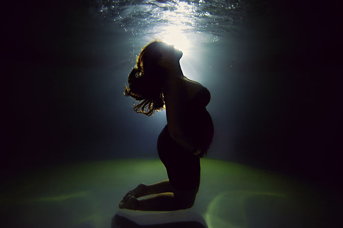 This Photographer Is Changing Maternity Photography With His Underwater Mermaid Moms