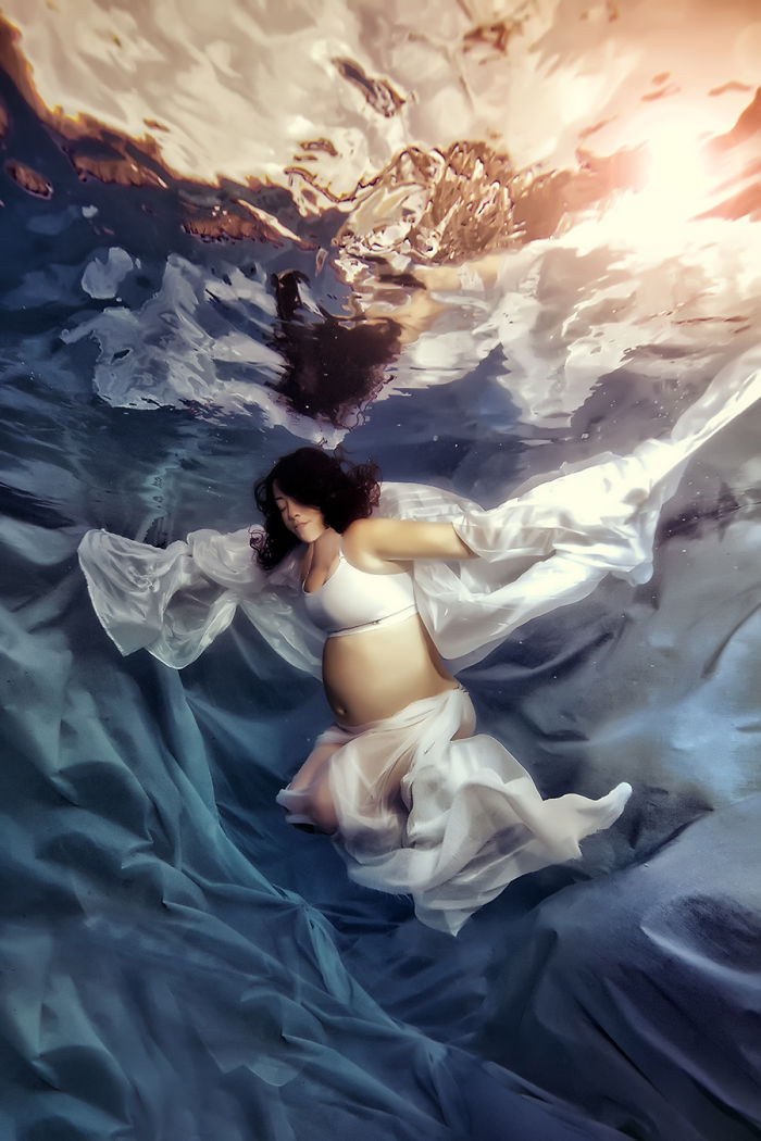 This Photographer Is Changing Maternity Photography With His Underwater Mermaid Moms