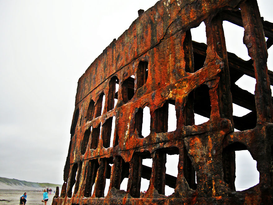 The Remains Of The Peter Iredale, Long Beach, Wa.