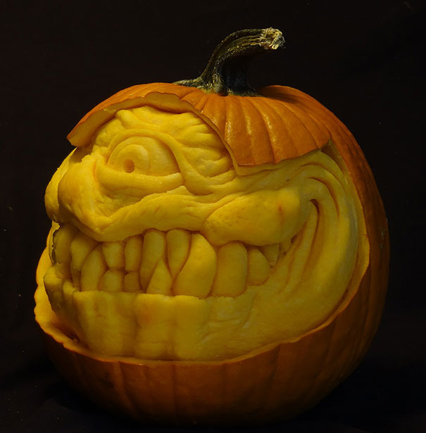 creepy-pumpkin-carvings-jon-neill-3