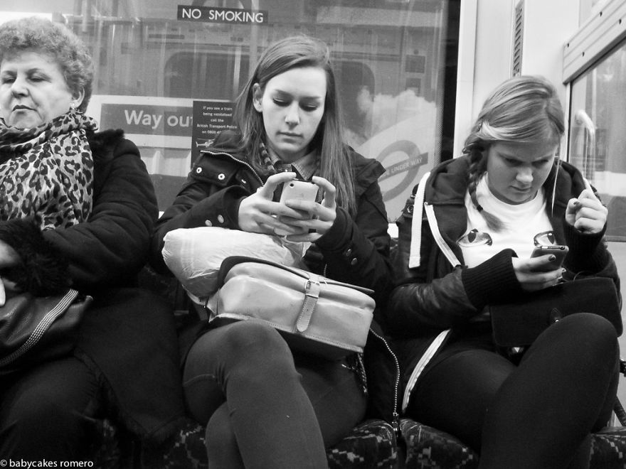The Death Of Conversation: I Photograph People Obsessed With Their Smartphones