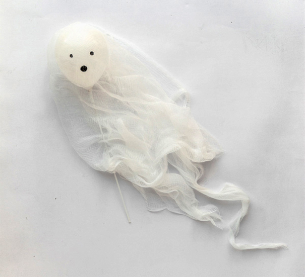 Balloon Ghost On A Stick