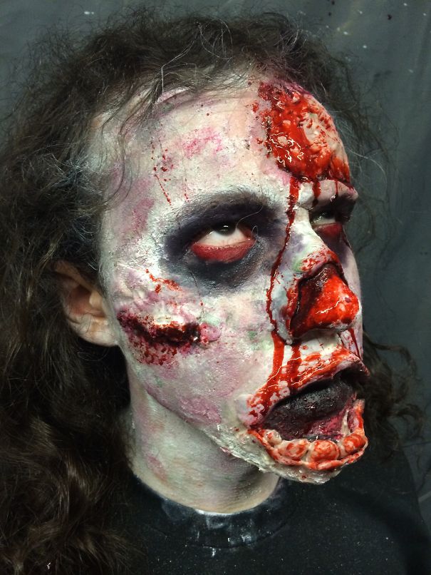 Jaw Dropping Zombie