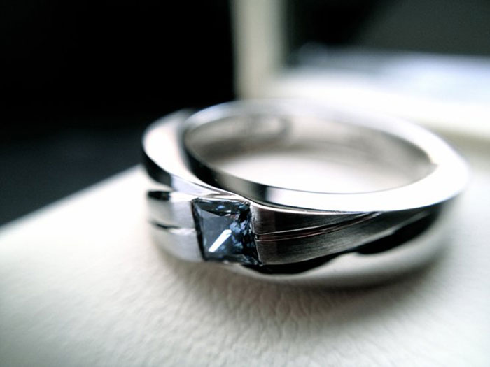 Ashes To Diamonds: Swiss Company Turns People's Cremated Remains Into Diamonds