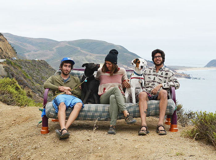 Couch Surfing In The USA: Three Friends, Two Dogs And One Couch