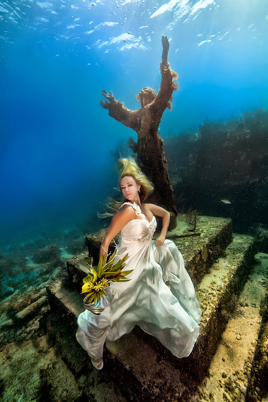 underwater-mermaid-brides-adam-opris-23