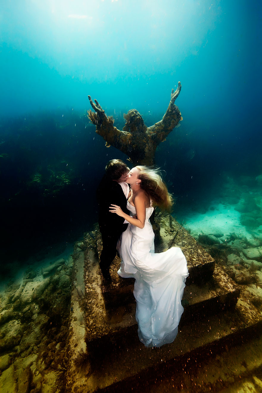 underwater-mermaid-brides-adam-opris-7