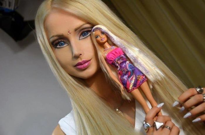 Valeria Lukyanova A.k.a. "the Real-life Barbie Doll"