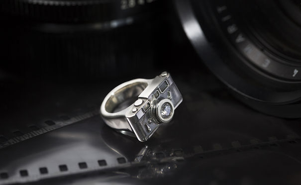 Leica-ring By Florian Huhoff