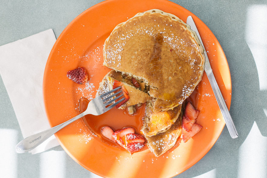 Diner Porn Captures The Food, Decor, And People Of America's Iconic Diners