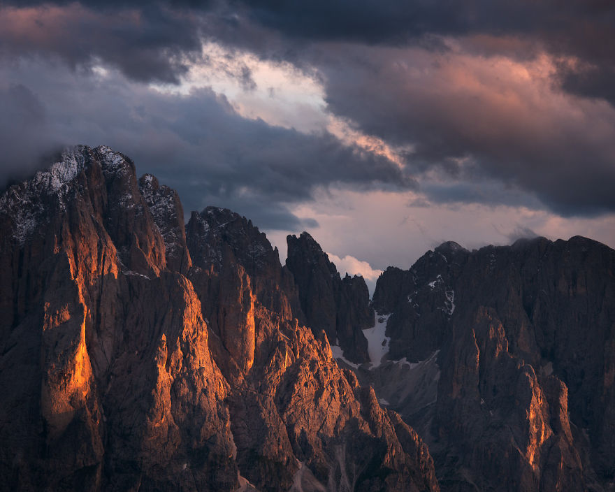 I Spent 6 Days Hiking And Capturing Surreal Moments In The Italian Dolomites