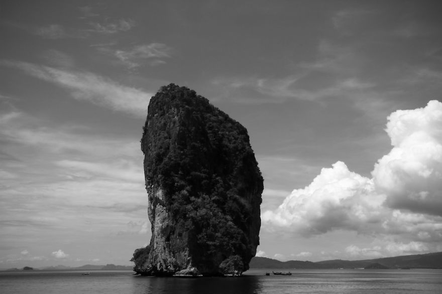 The World In Black And White: Traveling And Making Beautiful Monochrome Images