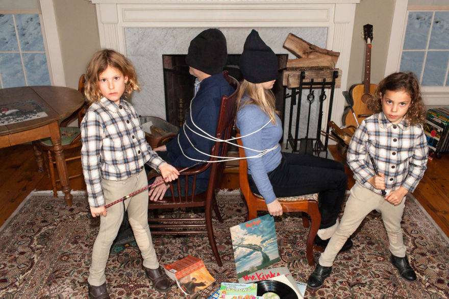 Domestic Bliss: Mother Of Two Takes Darkly Humorous Family Photos