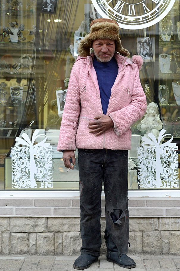 Meet 55-Year-Old Slavik, The Most Fashionable Homeless Man In Ukraine
