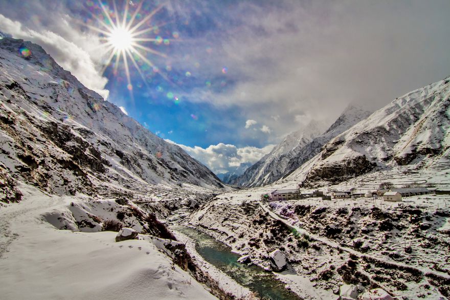 Mana Village, Uttarakhand, India [january 2014] (sunny Now, Snow Clouds Incoming)