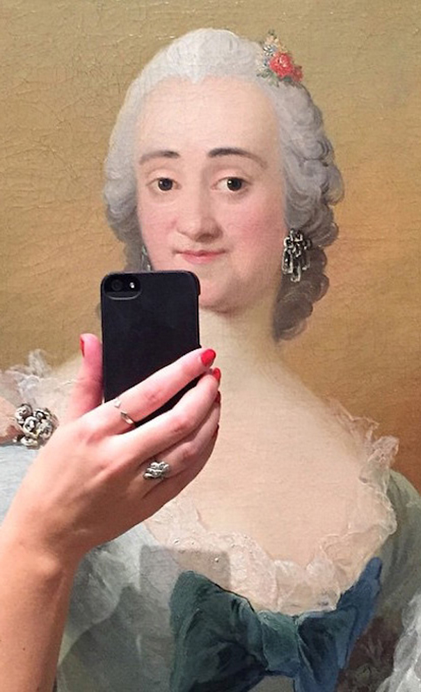 museum-historical-portrait-selfie-olivia-muus-2