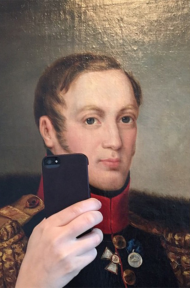 museum-historical-portrait-selfie-olivia-muus-4