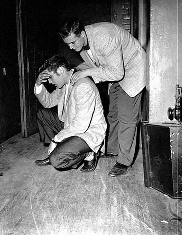 Elvis Backstage, 1956