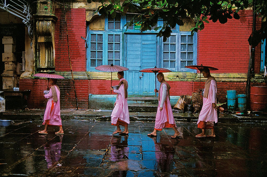 150 Portraits Of People Around The World In A 30-Year Career Retrospective By Steve McCurry