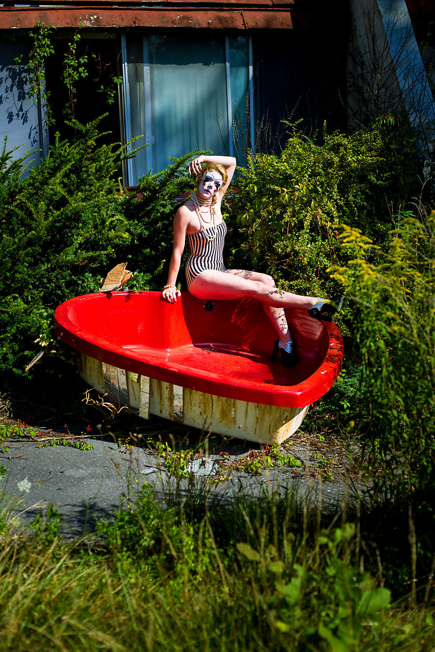 Clown Babe Explores Lost Love In An Abandoned Swingers Resort