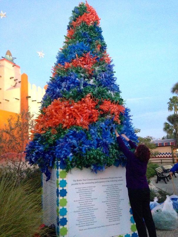 Recycled Plastic 38 School Collaborative Tree, Busch Gardens Tampa