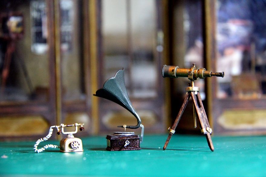 I Create Highly Realistic Miniature Worlds
