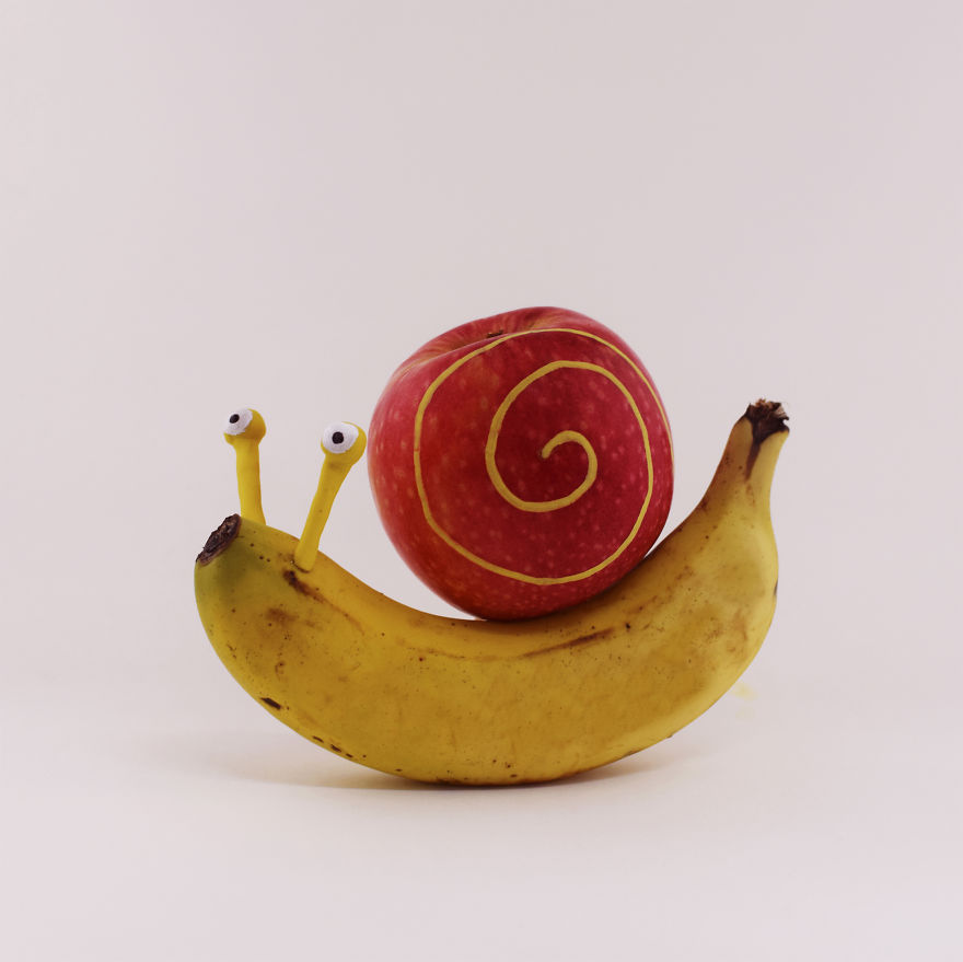 Playing-with-fruit-encourage-the-creativity-making-funny-characters6__880.jpg