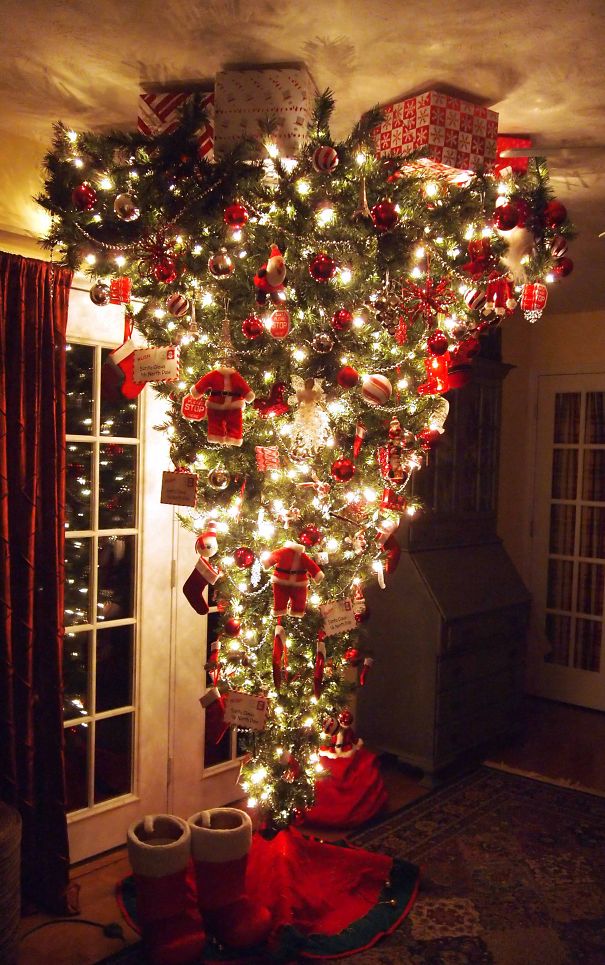 "grinch Inspired" Upside Down Christmas Tree