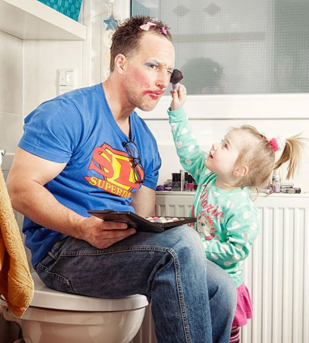 Letting Your Daughter Do Your Make-up