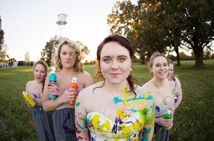 bride-left-at-altar-trash-dress-photoshoot-12