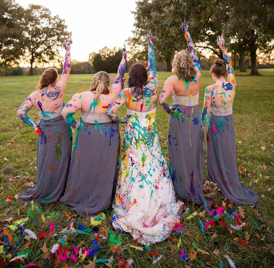bride-left-at-altar-trash-dress-photoshoot-18