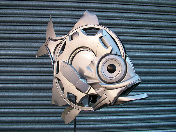 hubcaps-recycling-art-upcycling-ptolemy-elrington-27