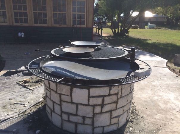 Ranch Style Fire Pit W/ Swivel Grill From West Texas Tropics