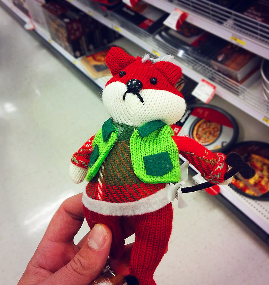 15 Disturbing Christmas Ornaments This Year