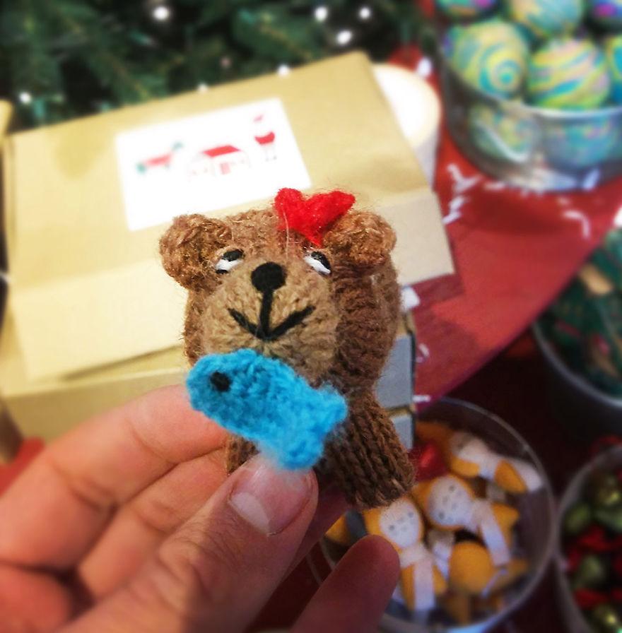 15 Disturbing Christmas Ornaments This Year