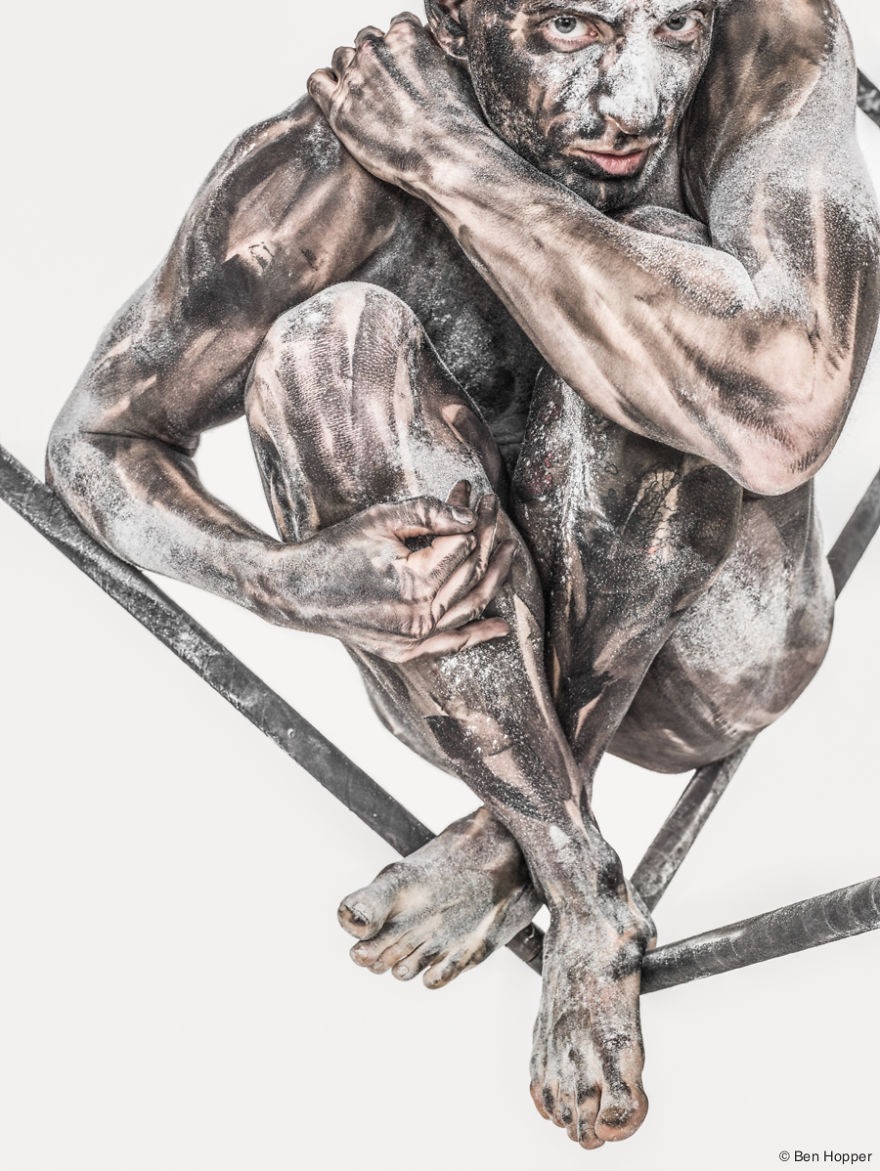 Transfiguration: Photos Of Circus Artists And Dancers Showing Their Physical Capabilities 