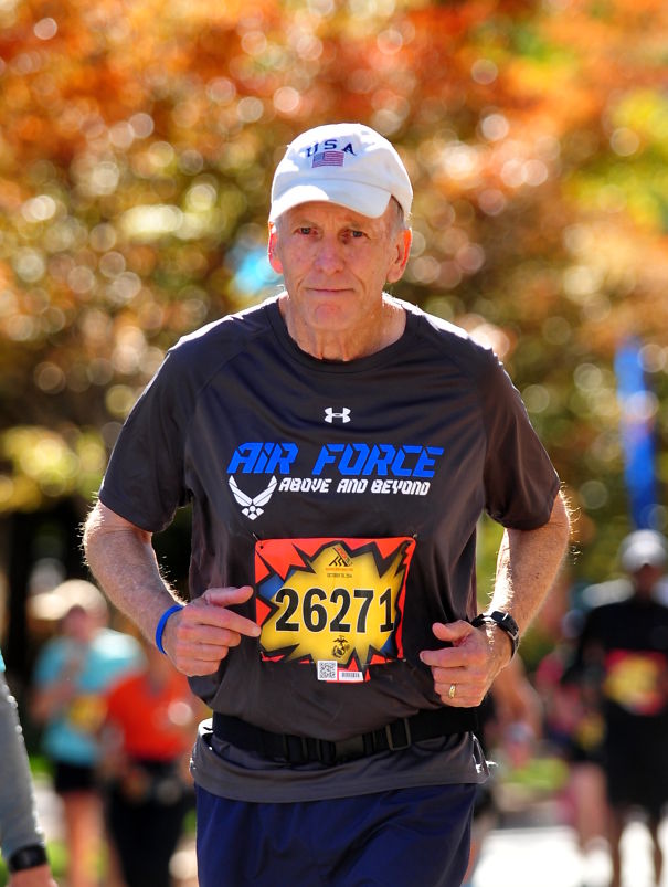 Larry Manross, 70, Sales Vp, Former Af Officer, Marathoner