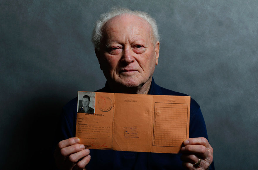 Powerful Portraits Of Auschwitz Survivors Mark 70th Anniversary Of Their Liberation
